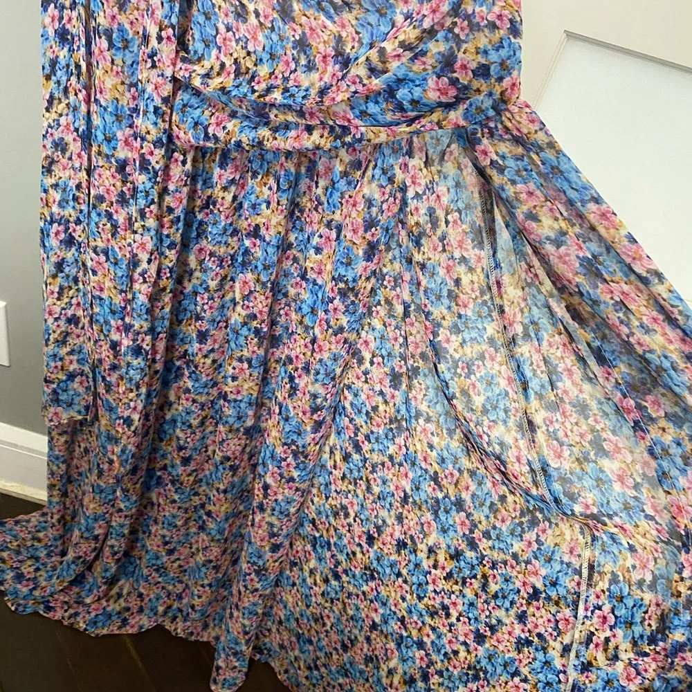 Hello Molly Blue Floral Asymmetrical Dress - Picture 4 of 6